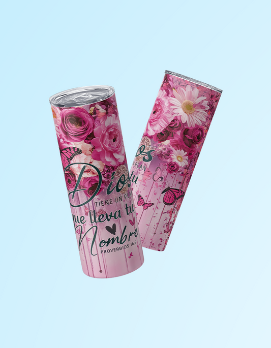 Dios tiene un Plan que lleva tu Nombre 20oz. Tumbler | Grace & Fire Designz
